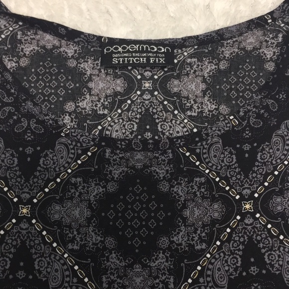 Papermoon Stitch Fix cold shoulder top - size - Small - Picture 2 of 8